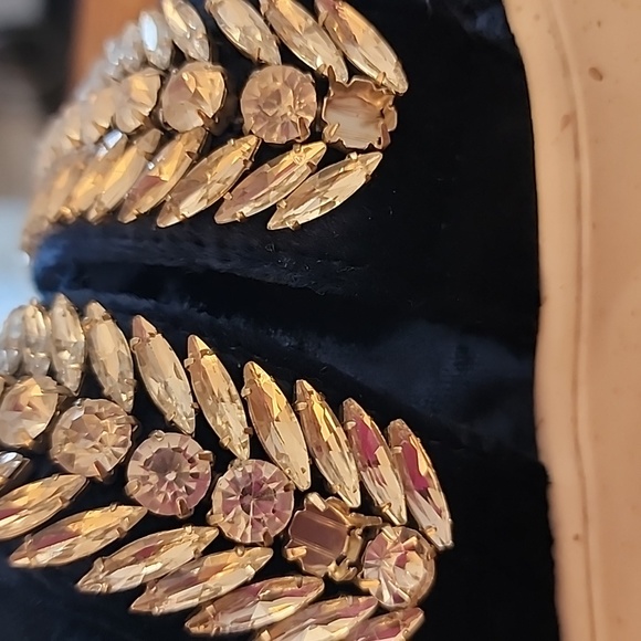 Suecomma Bonnie Crystal Embellished Royal Blue Velvet Low Top Sneakers Size 8 - Picture 10 of 11